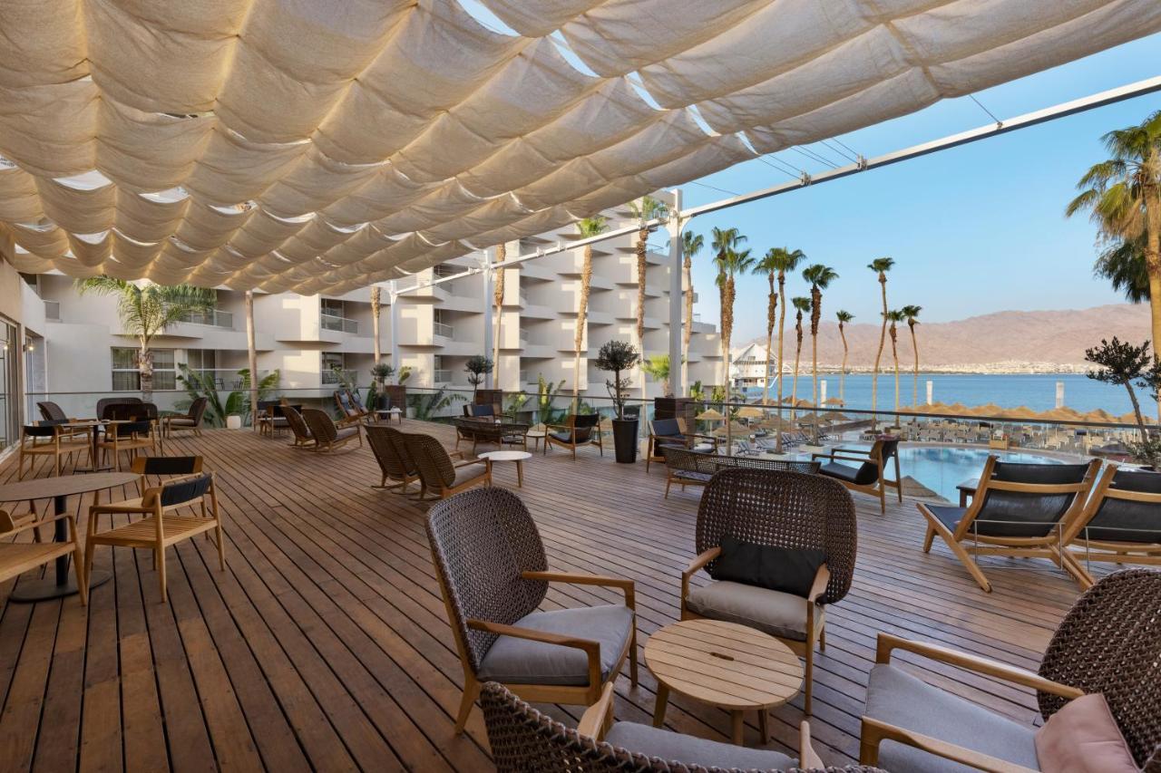 Aria Ξενοδοχείο Ελάτ Εξωτερικό φωτογραφία The pool deck at the Dead Sea