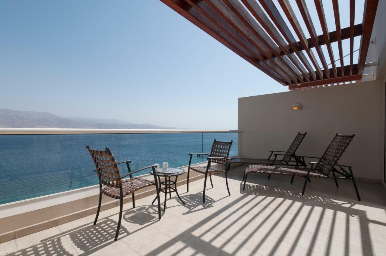 Aria Ξενοδοχείο Ελάτ Εξωτερικό φωτογραφία View of the Dead Sea from the Kempinski Hotel