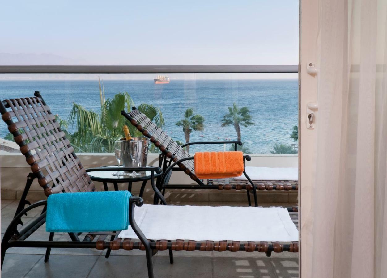 Aria Ξενοδοχείο Ελάτ Εξωτερικό φωτογραφία A balcony at a hotel